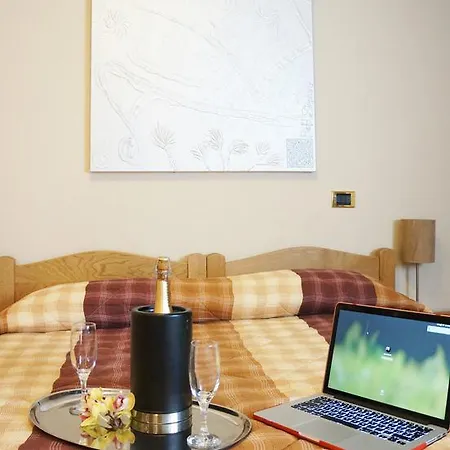 Stephany Bed & Breakfast *