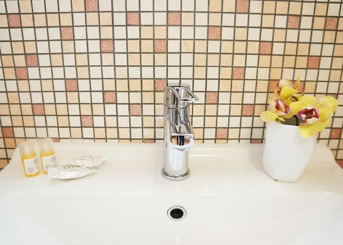 Alojamento de Acomodação e Pequeno-almoço Stephany 3*